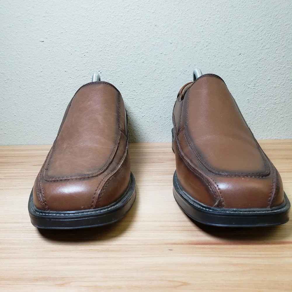 Dockers Slip On Comfort‎ Loafers Classic Brown Leather Comfort Shoes Size 9